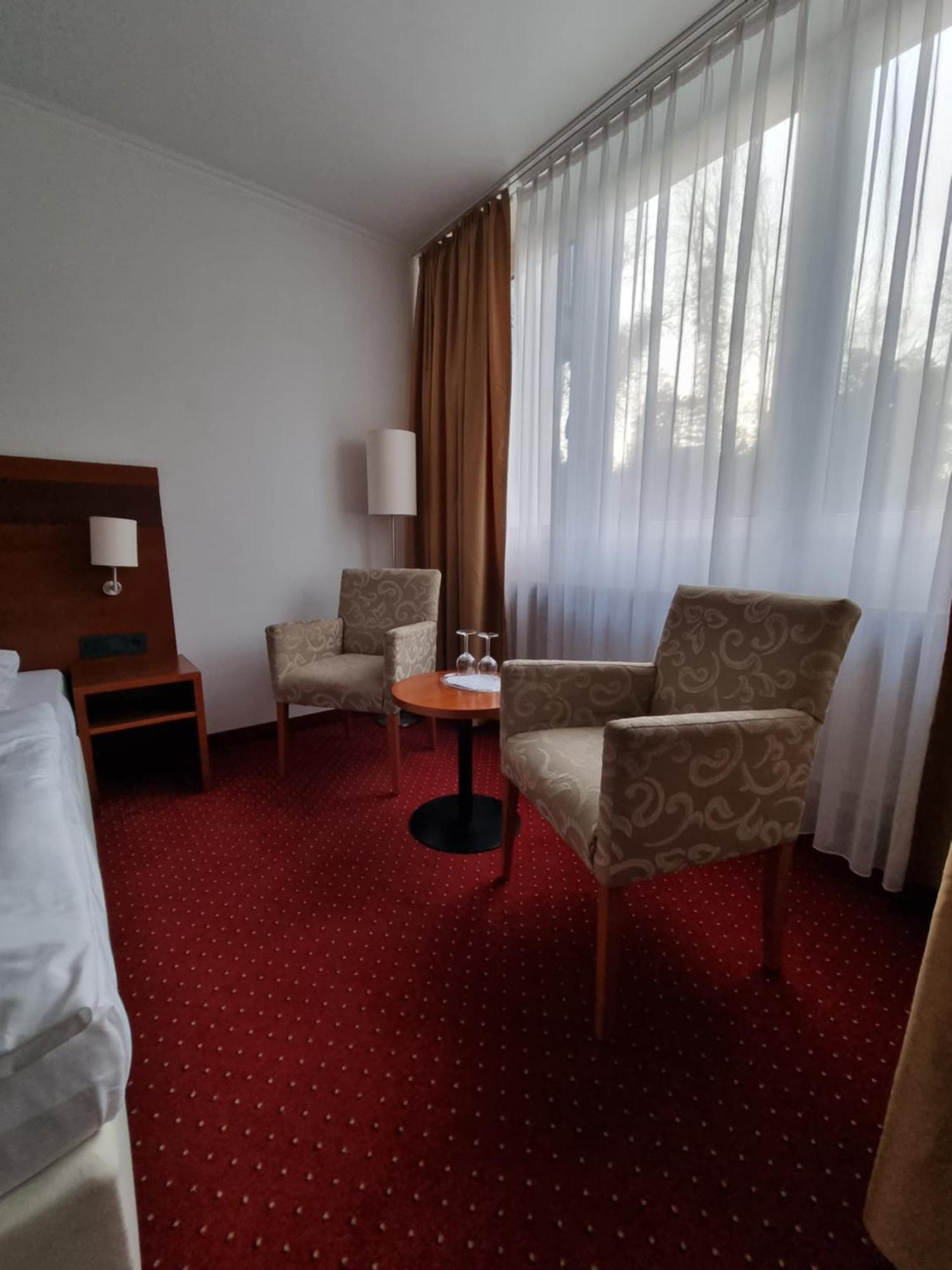 Hotel Am Rosenpark Aix-la-Chapelle Extérieur photo