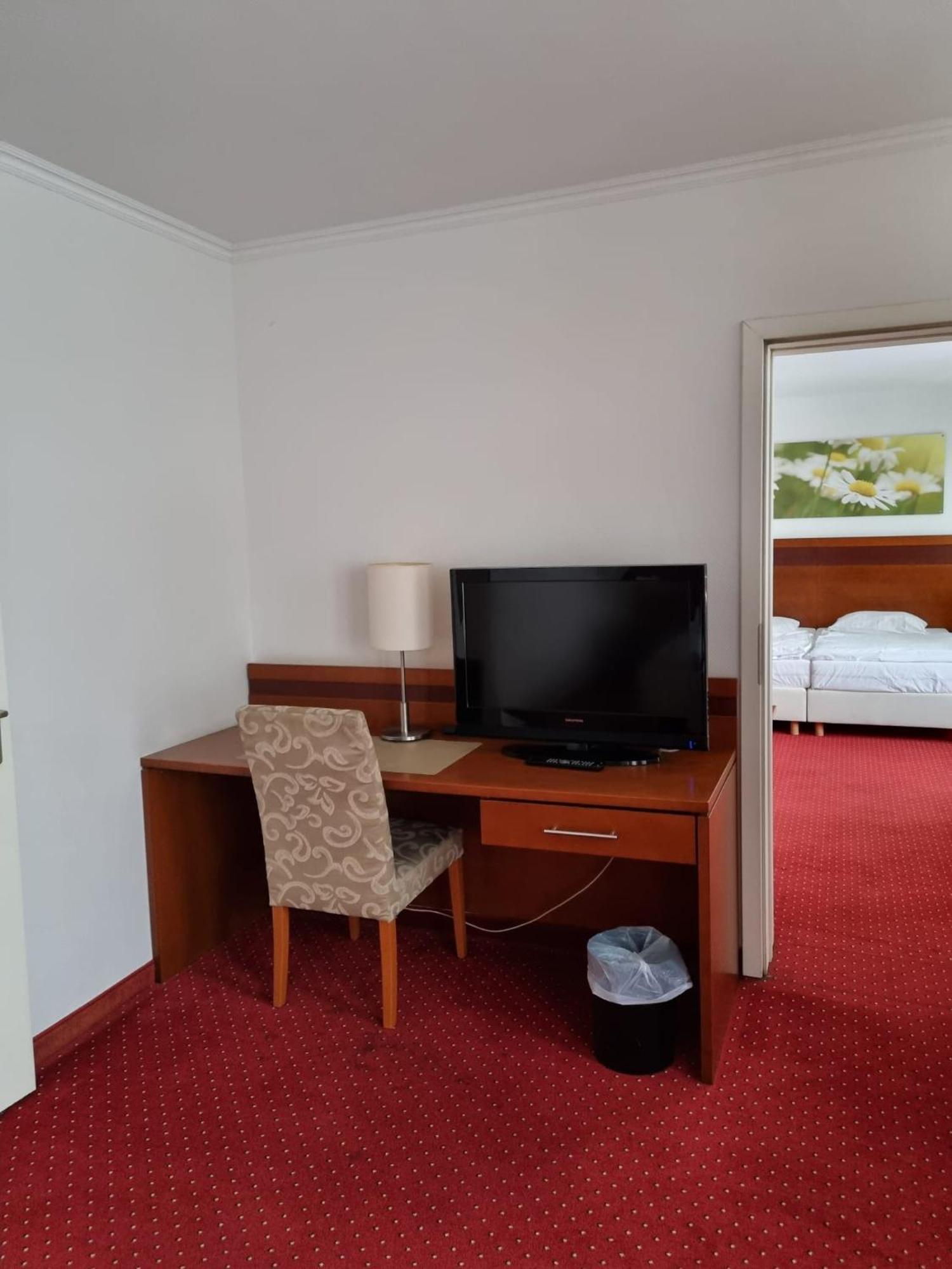 Hotel Am Rosenpark Aix-la-Chapelle Extérieur photo