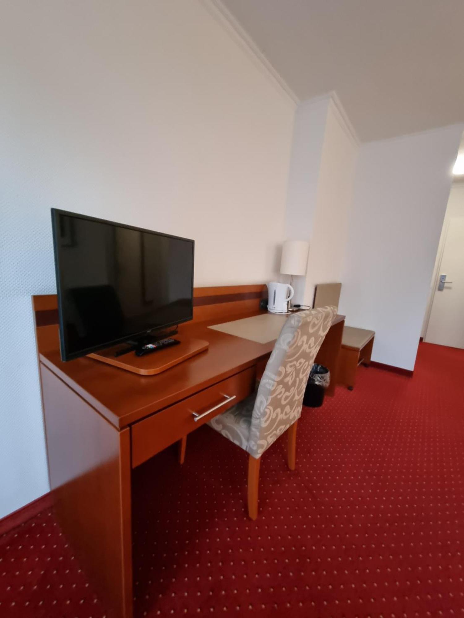 Hotel Am Rosenpark Aix-la-Chapelle Extérieur photo
